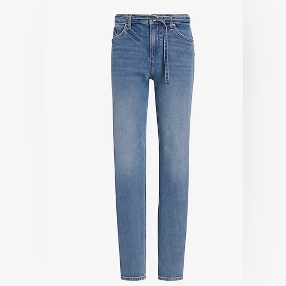 Express Mid Rise Medium Wash Belted Baggy Tapered Jeans
